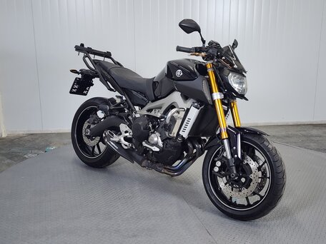 2014 Yamaha MT-09 (FZ-09), фиолетовый, 599000 рублей, вид 2
