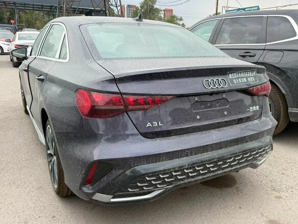 2026 Audi A3L 35 TFSI IV (8Y) Рестайлинг, фиолетовый, 3750000 рублей - вид 2