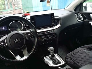 2021 Kia Ceed III, белый, 2000000 рублей, вид 3