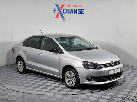 2014 Volkswagen Polo V, серебристый, 717000 рублей, вид 2