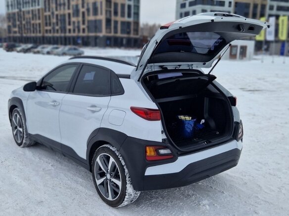 2019 Hyundai Kona I, белый, 2150000 рублей - вид 3