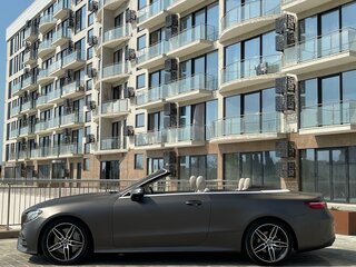 2017 Mercedes-Benz E-Класс 300 V (W213, S213, C238), серый, 3499990 рублей, вид 2