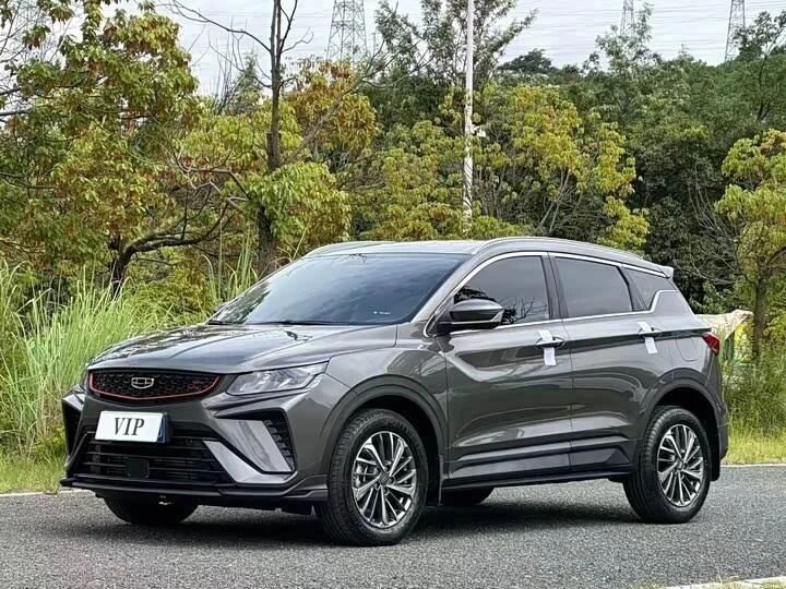 Открыть фотографии: Geely Binyue I Рестайлинг