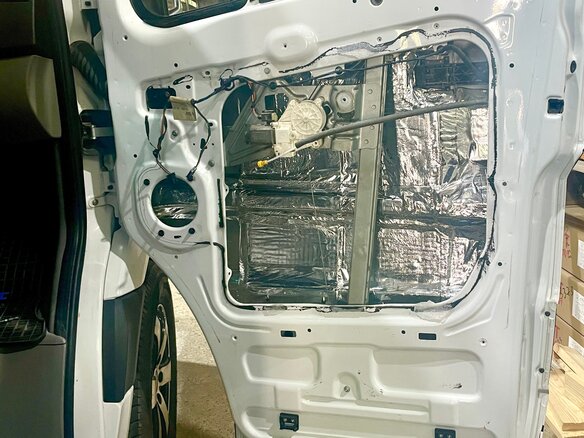 2016 Mercedes-Benz Sprinter, белый, 2400000 рублей - вид 12