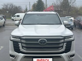 2023 Toyota Land Cruiser 300 Series, белый, 14000000 рублей, вид 2