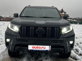 2022 Toyota Land Cruiser Prado 150 Series Рестайлинг 3, чёрный, 6800000 рублей, вид 2