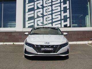 2020 Hyundai Avante VII, белый, 1699000 рублей, вид 3