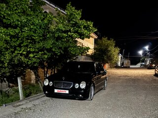 2000 Mercedes-Benz E-Класс 240 II (W210, S210) Рестайлинг, чёрный, 960000 рублей, вид 2