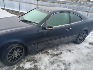 2001 Mercedes-Benz CLK-Класс 230 I (W208) Рестайлинг, чёрный, 370000 рублей, вид 2