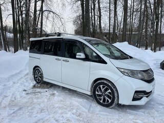 2016 Honda Stepwgn Spada V, белый, 2100000 рублей, вид 2