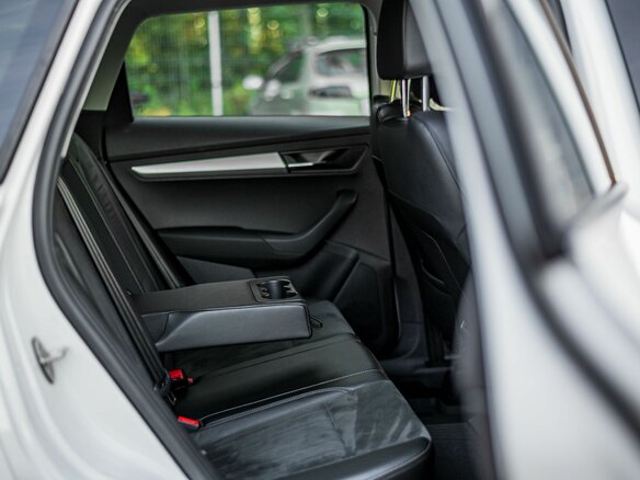 2020 Skoda Karoq DSG6 I, белый, 1990000 рублей - вид 11