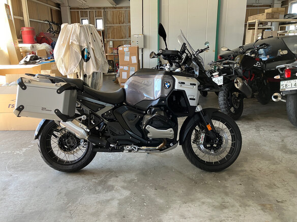 2024 BMW R 1300 GS Adventure, серый, 2700000 рублей