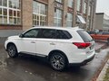 2016 Mitsubishi Outlander III Рестайлинг 2, белый, 2100000 рублей - вид 7