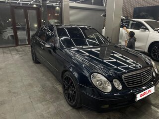 2002 Mercedes-Benz E-Класс 320 III (W211, S211), чёрный, 780000 рублей, вид 3