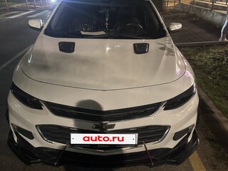 2018 Chevrolet Malibu IX, белый, 1000000 рублей, вид 1