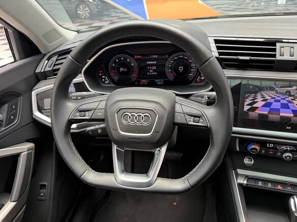 2023 Audi Q3 35 TFSI II (F3), серый, 2280000 рублей - вид 10