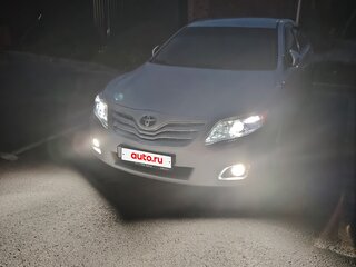 2011 Toyota Camry VI (XV40) Рестайлинг, серебристый, 1370000 рублей, вид 4