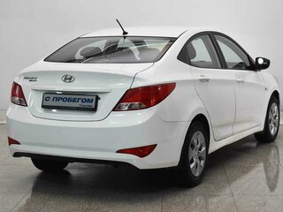 2016 Hyundai Solaris I Рестайлинг, белый, 795000 рублей, вид 4