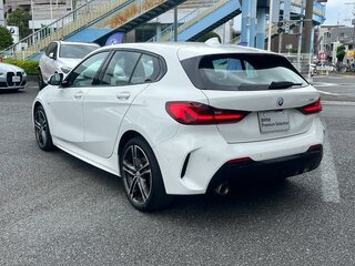 2022 BMW 1 серии 118i III (F40), белый, 1420000 рублей, вид 5