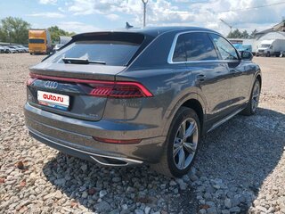 2022 Audi Q8 45 TDI I (4M), серый, 7400000 рублей, вид 3