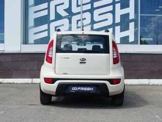 2012 Kia Soul I Рестайлинг, бежевый, 969000 рублей, вид 4
