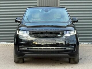2026 Land Rover Range Rover P530 MHEV Long V, чёрный, 27790000 рублей, вид 3