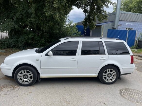 2002 Volkswagen Golf IV, белый, 250000 рублей - вид 8