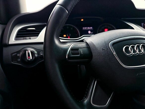 2014 Audi A4 IV (B8) Рестайлинг, белый, 1490000 рублей - вид 12