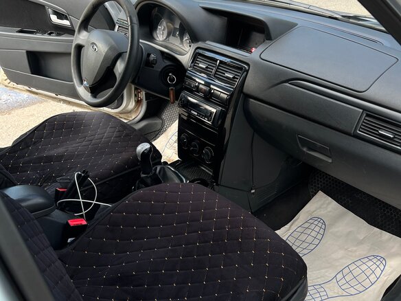 2016 Lada (ВАЗ) Priora I Рестайлинг, серебристый, 560000 рублей - вид 4