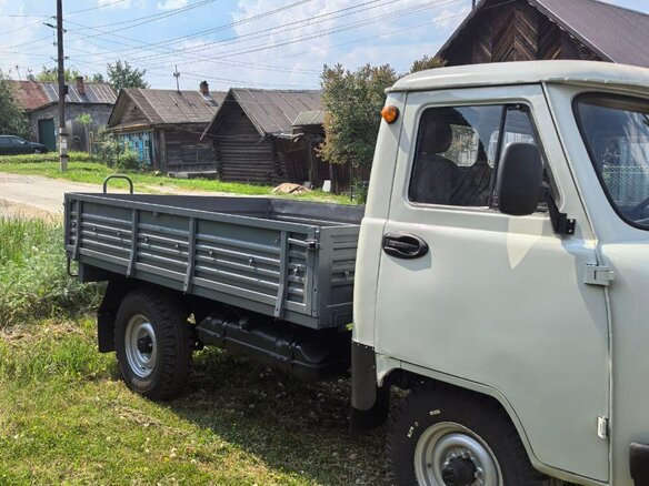 2003 УАЗ 3303, серый - вид 1