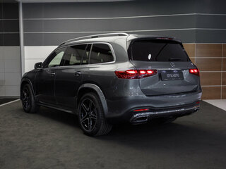 2024 Mercedes-Benz GLS 450 d II (X167) Рестайлинг, серый, 17600000 рублей, вид 2