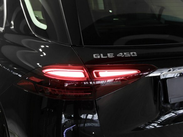 2025 Mercedes-Benz GLE 450 d II (V167) Рестайлинг, чёрный, 14300000 рублей - вид 15