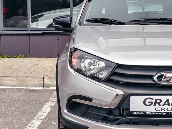 2026 Lada (ВАЗ) Granta Cross I Рестайлинг, серебристый, 1216000 рублей - вид 6