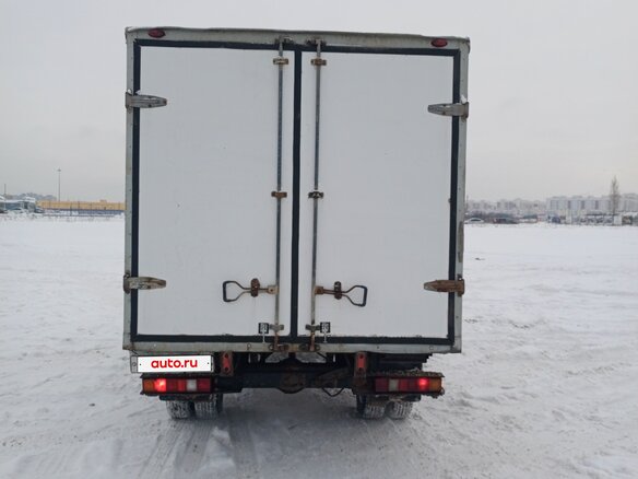 2005 ГАЗ ГАЗель (3302), белый, 270000 рублей - вид 4