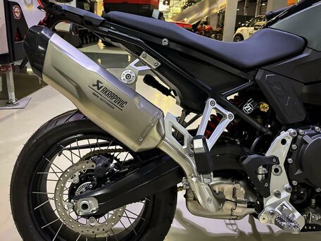 2024 BMW F 900 GS, серый, 2200000 рублей, вид 4