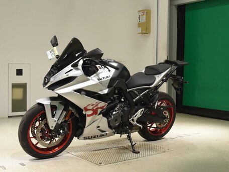 2024 Suzuki GSX-8R, белый, 900000 рублей, вид 4