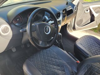 2013 Renault Logan I Рестайлинг, серый, 700000 рублей, вид 5