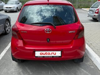 2008 Toyota Yaris Multimode II, красный, 650000 рублей, вид 3