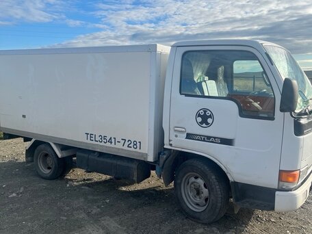1996 Nissan Atlas, белый, 900000 рублей, вид 4