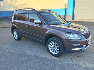 2015 Skoda Yeti I Рестайлинг, коричневый, 1360000 рублей, вид 2
