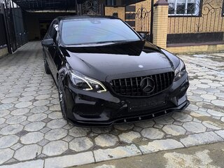 2013 Mercedes-Benz E-Класс 200 IV (W212, S212, C207) Рестайлинг, чёрный, 2300000 рублей, вид 2