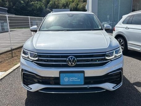 2021 Volkswagen Tiguan II Рестайлинг, белый, 1720000 рублей, вид 3
