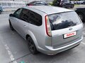 2010 Ford Focus II Рестайлинг, серебристый, 430000 рублей - вид 3