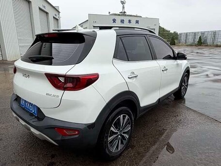 2023 Kia KX1, белый, 1295000 рублей, вид 4