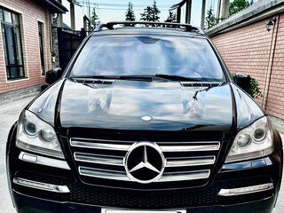 2009 Mercedes-Benz GL-Класс 500 I (X164) Рестайлинг, чёрный, 1700000 рублей, вид 3