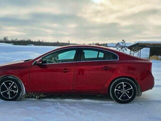 2011 Volvo S60 II, красный, 870000 рублей, вид 5