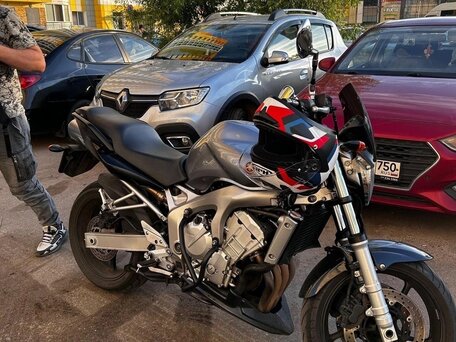 2010 Yamaha FZ6, серебристый, 450000 рублей, вид 1