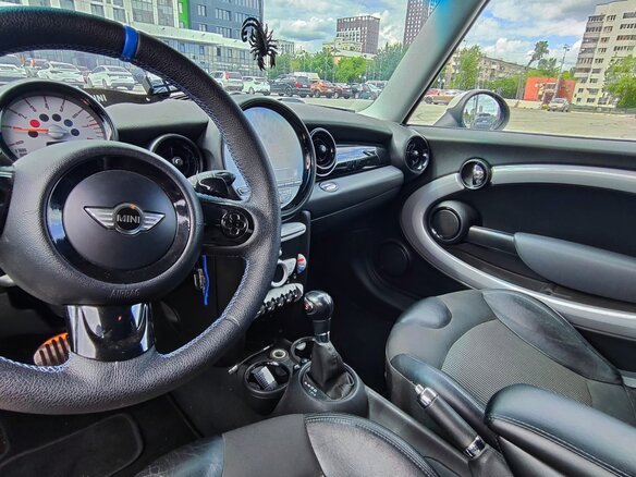 2007 Mini Hatch Cooper S II (R56), синий, 1050000 рублей - вид 10