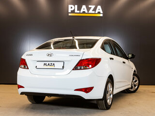 2015 Hyundai Solaris I Рестайлинг, белый, 960000 рублей, вид 4
