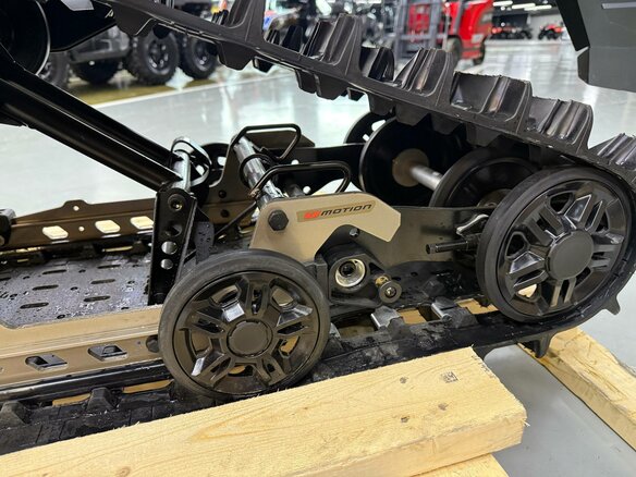 2026 BRP Ski-Doo Expedition 900, чёрный - вид 14